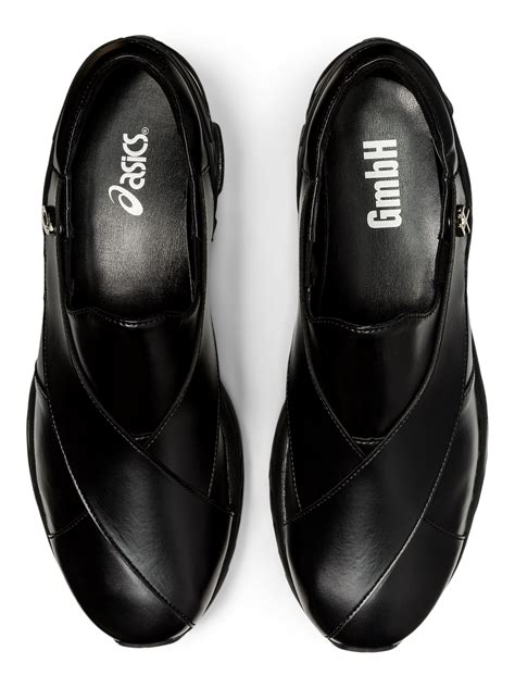 fendi chappals